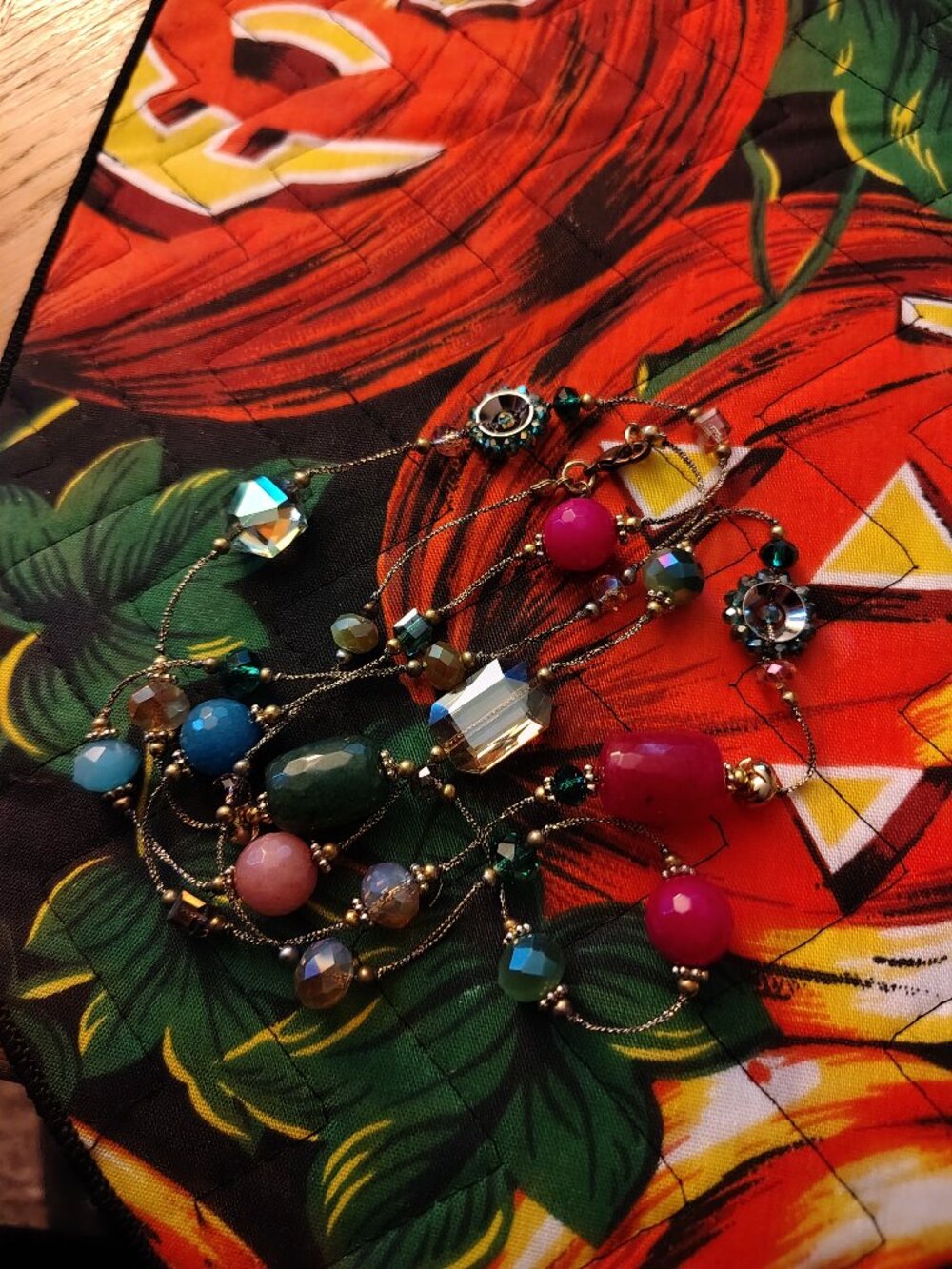 Ladies necklace - Picture 3 of 5
